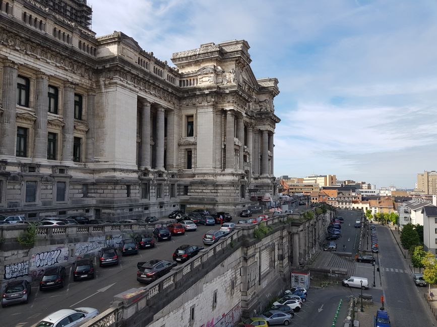 NIS2 : la France repousse sine die une directive surveillance que Bruxelles ne lui pardonne plus